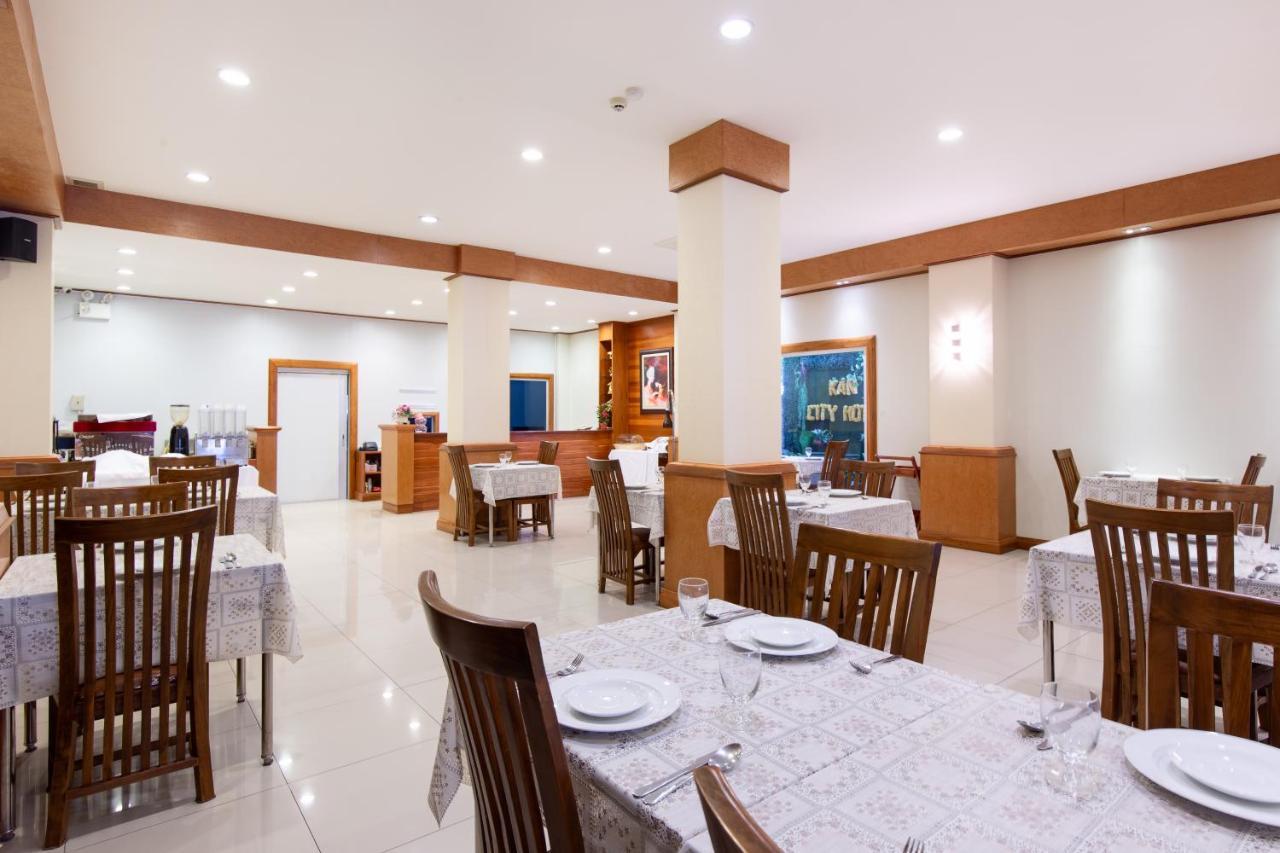 Kanchanaburi City Hotel Exterior foto