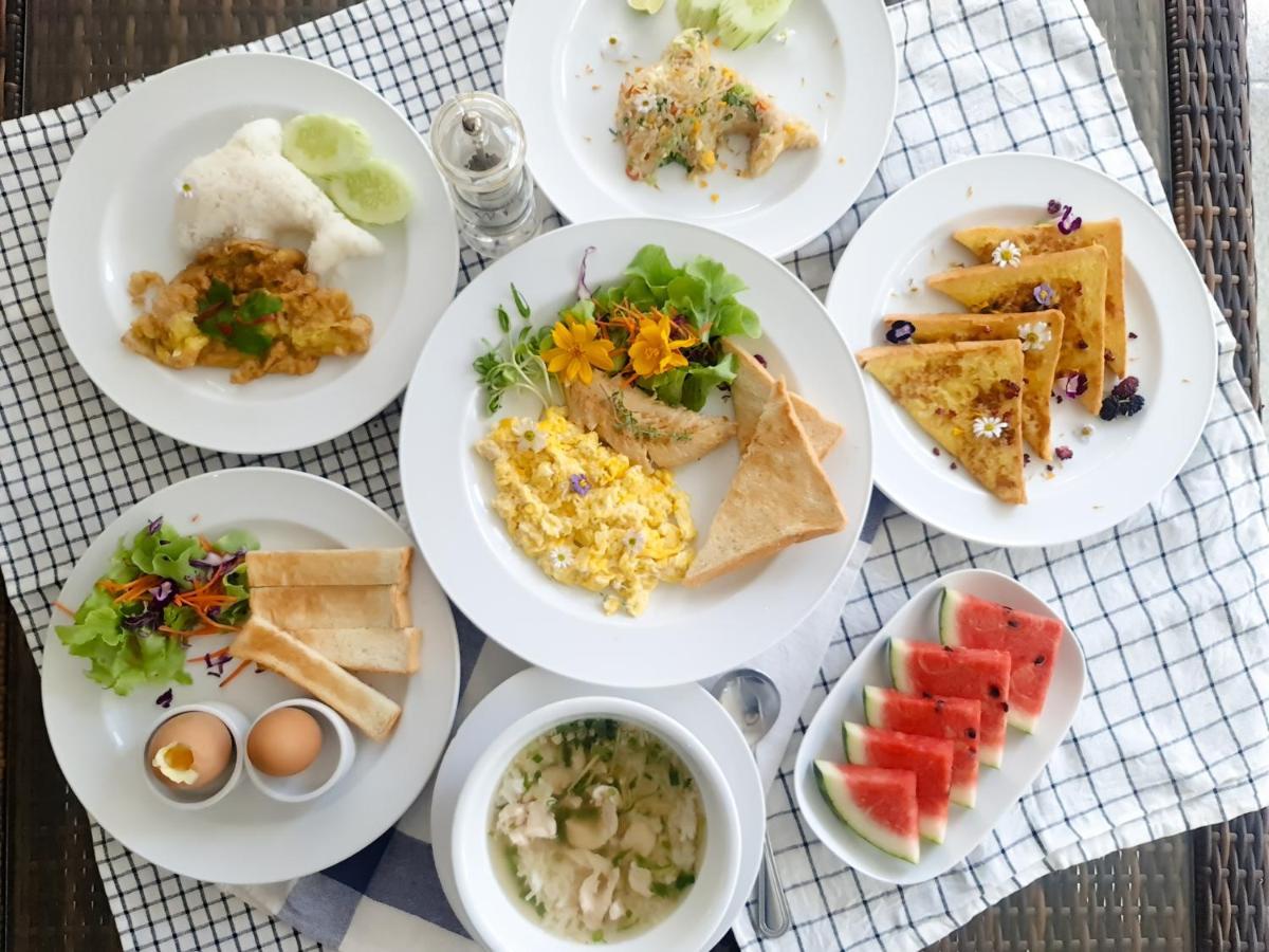 Kanchanaburi City Hotel Exterior foto